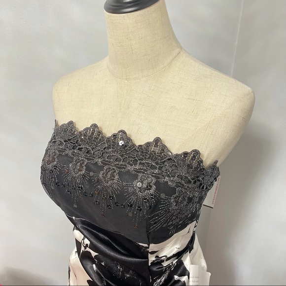 # Davids Bridal Strapless Sequined Chest Black & White Gown / Maxi Dress Size 7 - Picture 13 of 17